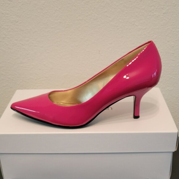 Chele by Kate Preston Vintage Rich Pink Patent LEATHER Pumps, heels, shoes - Picture 2 of 4